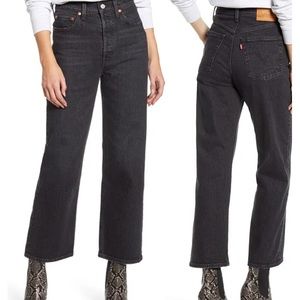 Levi’s Ribcage High Waist Ankle Straight Leg Jeans 26 EUC Feelin Cagey